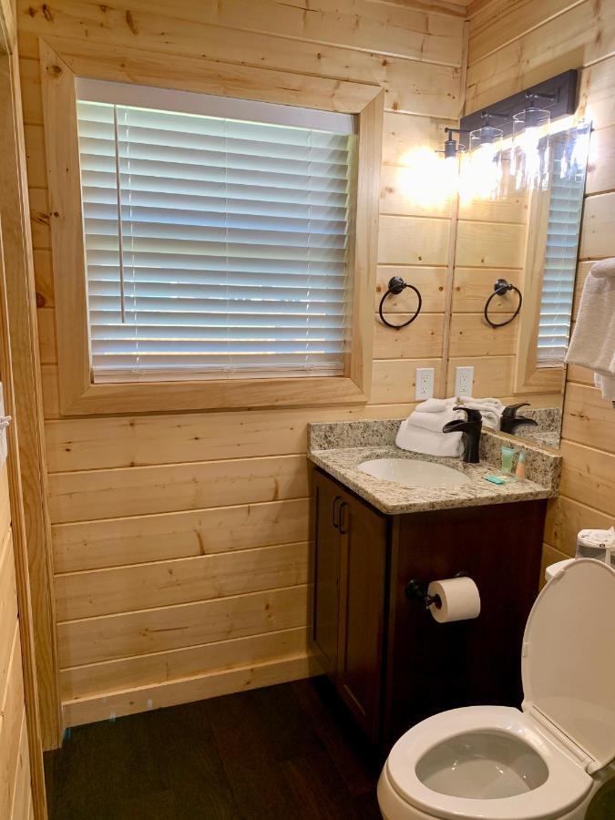 The Brick House: Brand New! 3 Bedroom Home With Private Driveway Pigeon Forge Luaran gambar